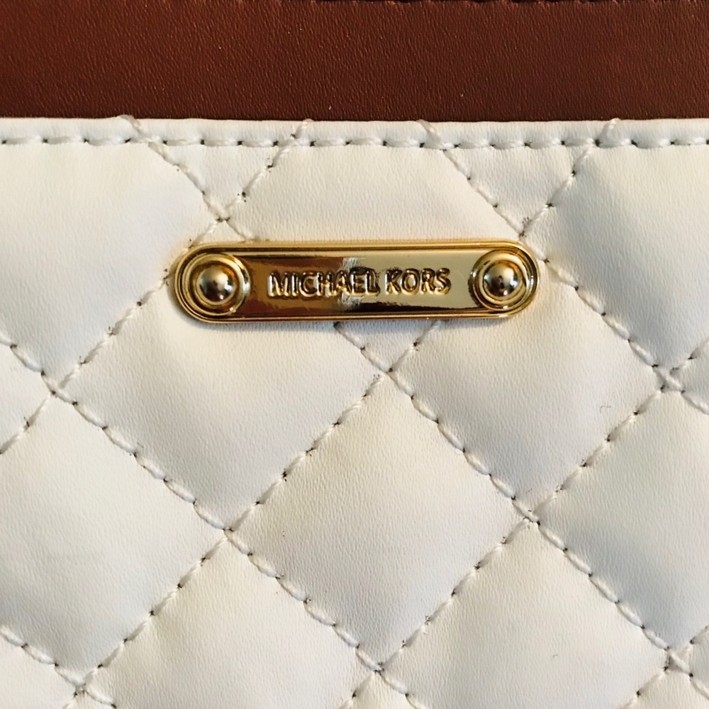 Michael Kors Belt Purse - NEW - Picture 2 of 3
